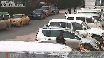 100萬像素-數(shù)字高清網(wǎng)絡(luò)高速球停車場周邊監(jiān)控錄像演示